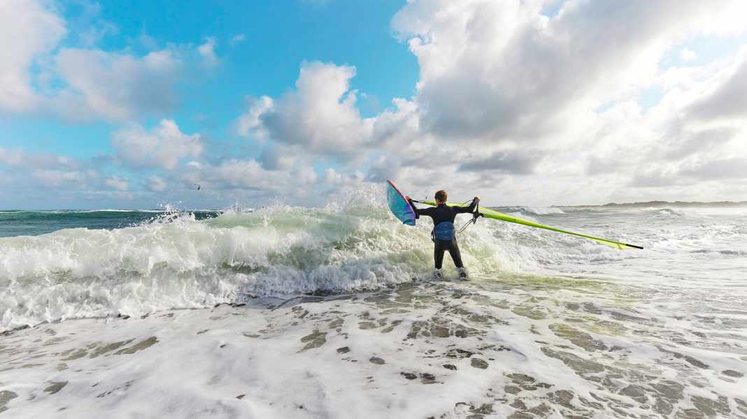 Riding technique: How to master the shorebreak