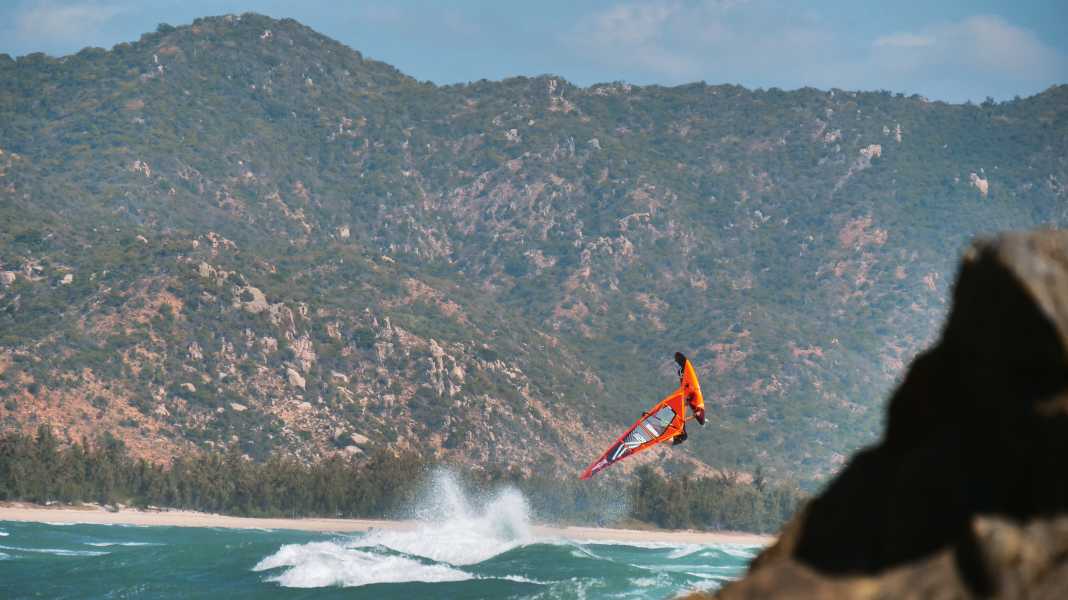 Die besten Windsurf-Spots in Vietnam abseits von Mũi Né