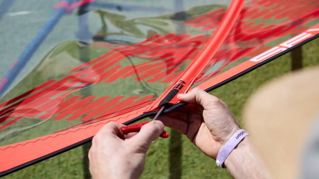 Video tutorial: Tensioning batten correctly - that's what matters