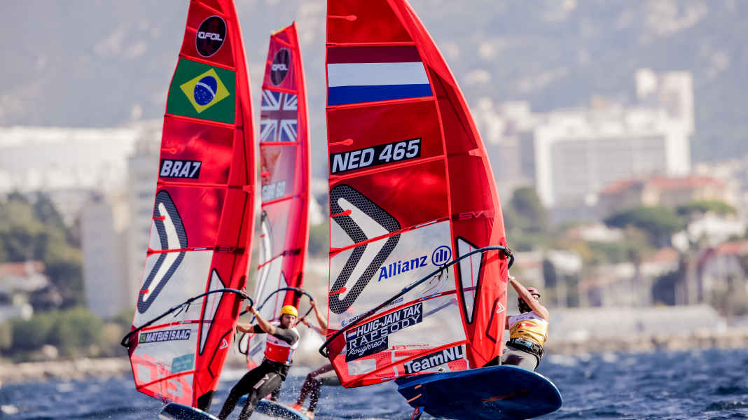 iQFoil: Die olympische Windsurf-Ausrüstung im Detail