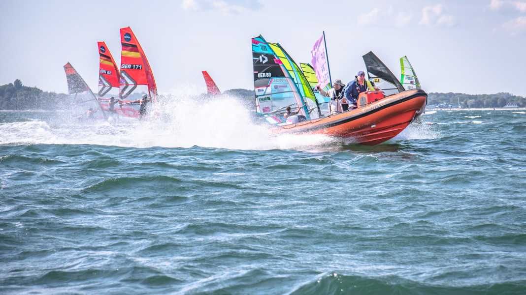 Jedermann-Regatta: Viel Wind und Welle beim “Racer of the Sea”