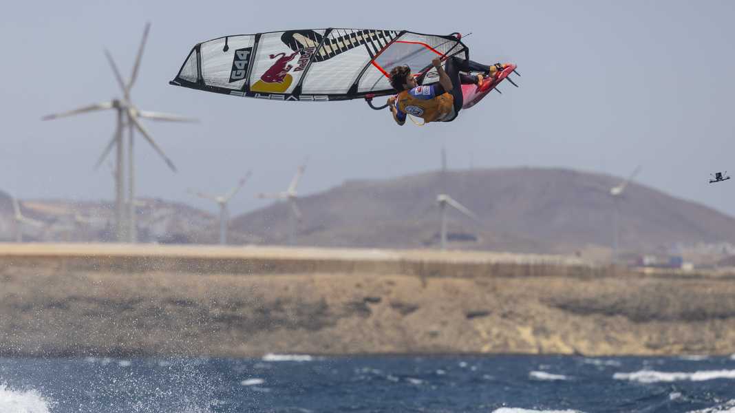 PWA World Cup Pozo - Köster strong, Dunkerbeck jr. surprises