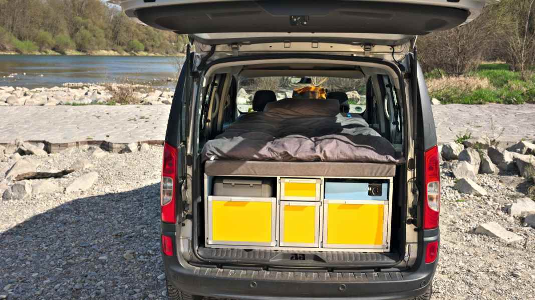 Campingmodule von Smart Camper machen Autos zum Surfmobil
