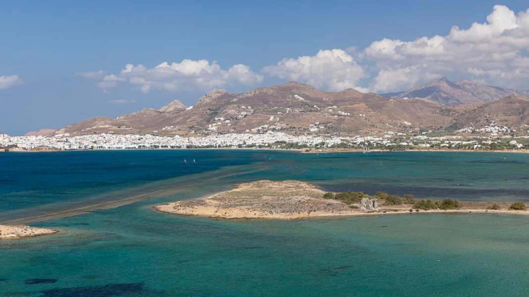 Das sind die besten Windsurf-Spots auf Naxos in Griechenland