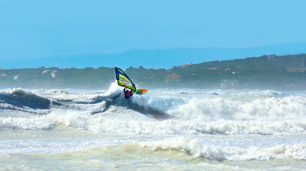 Spot Guide Italien: Windsurfspots in der Toskana