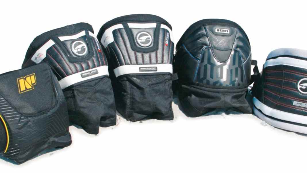 Windsurfing equipment: The ultimate guide to buying second-hand - Harnesses