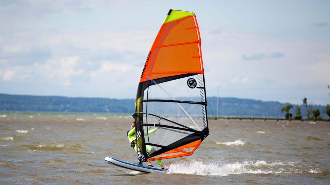 Air cushion vehicle: Starboard with the first inflatable freeride board