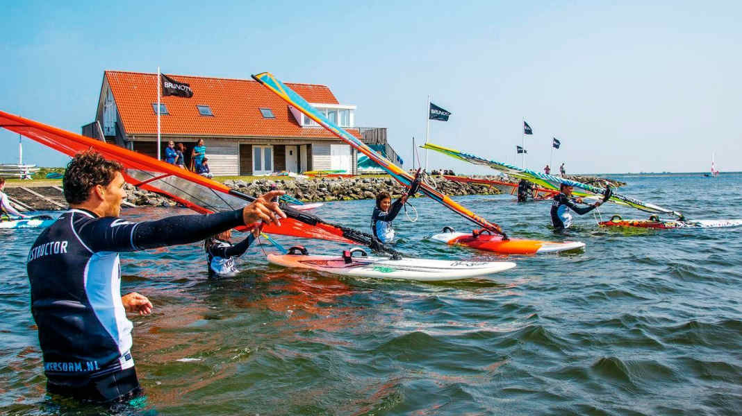 Brouwersdam: Der Windsurf-Spot des Monats für Aufsteiger