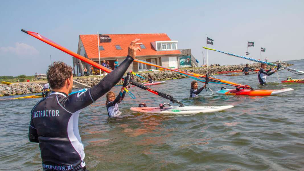 Become a VDWS water sports assistant!