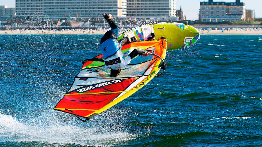 Safety: First aid in the event of a surfing accident