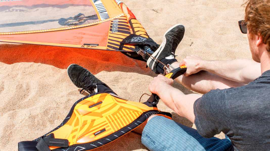 Trimm-Trick! So baust du dir eine Trimmhilfe für Windsurfsegel