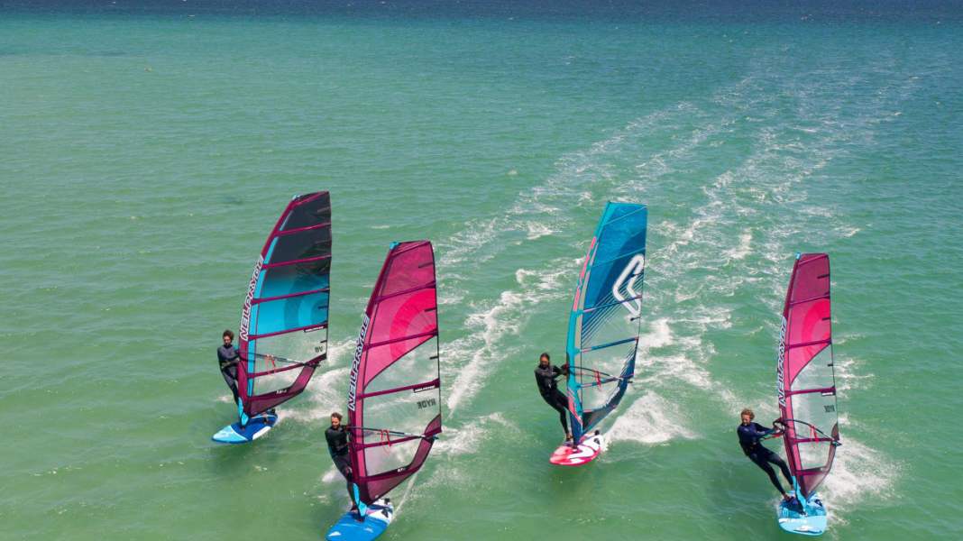 Test 2020: 7 freeride boards with 125 litres in comparison