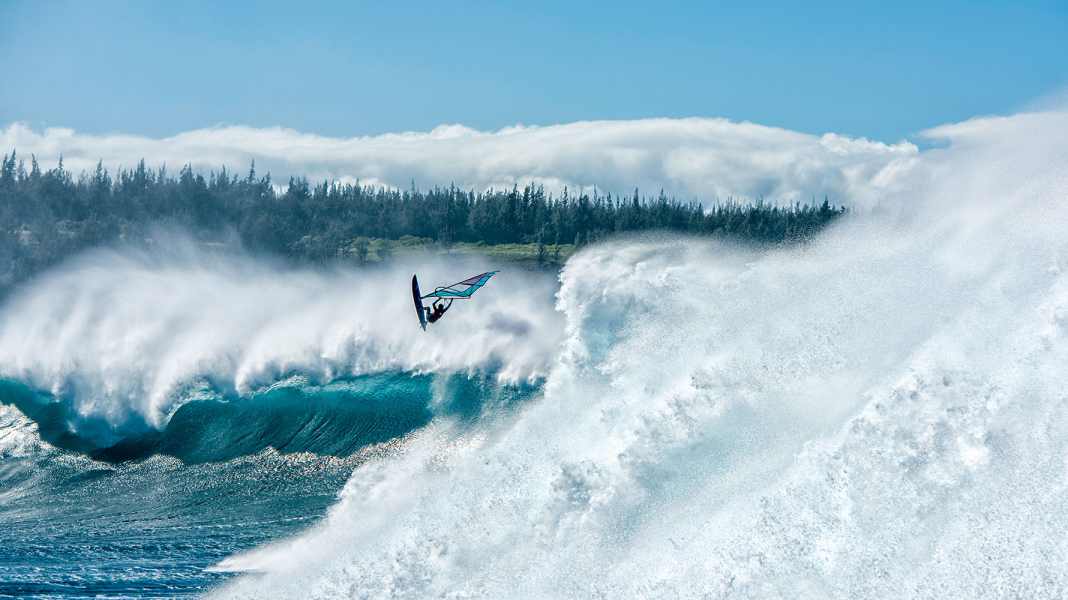 Beauty is a beast: Jaws - the perfect wave