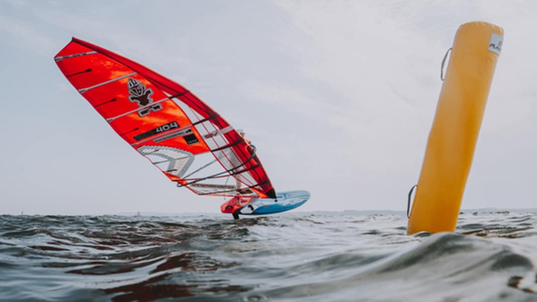 Training for racers: Racer of the Sea Academy with Fabian Wolf at the surf festival