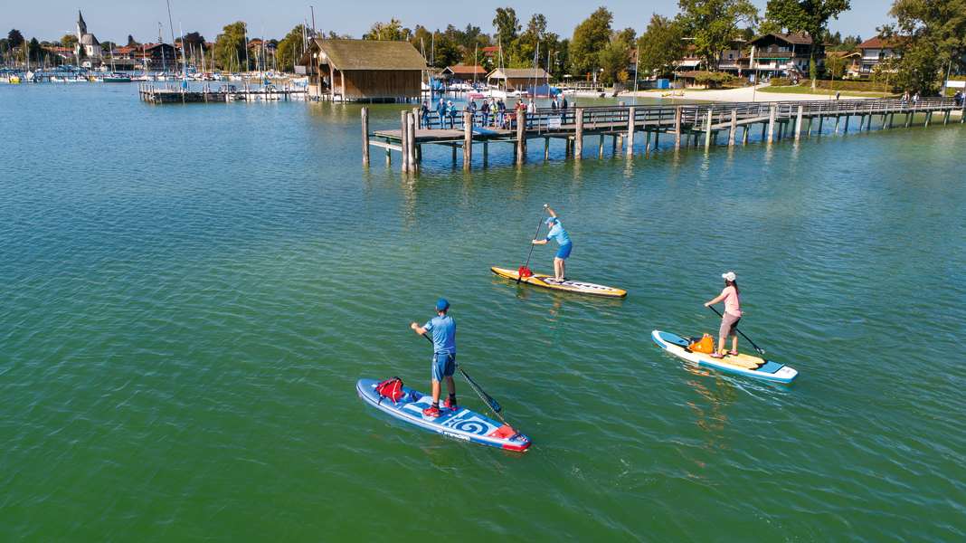Touren-Tipp Chiemsee: Mit SUP und Rad um Bayerns Schmuckstück