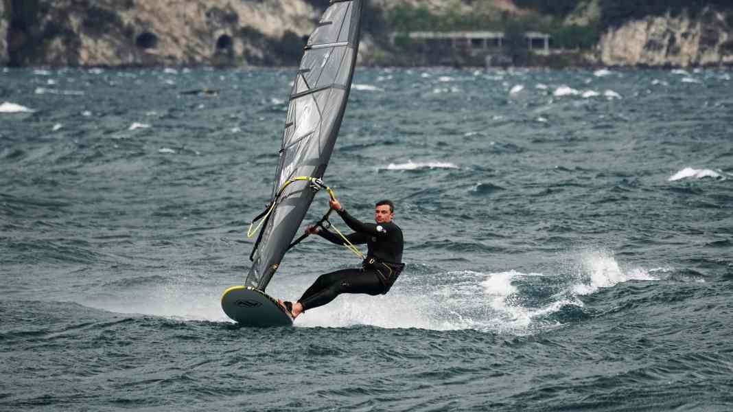 Length of the harness lines: The ideal length for fin and foil