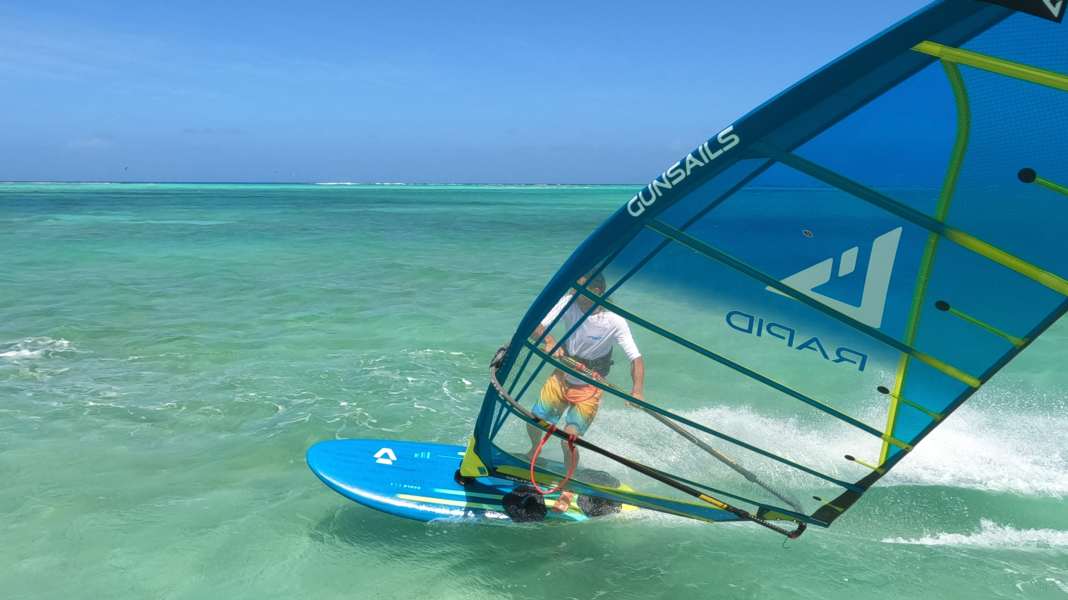 No Cam Freerace sail: GunSails Rapid 2025 in a special test