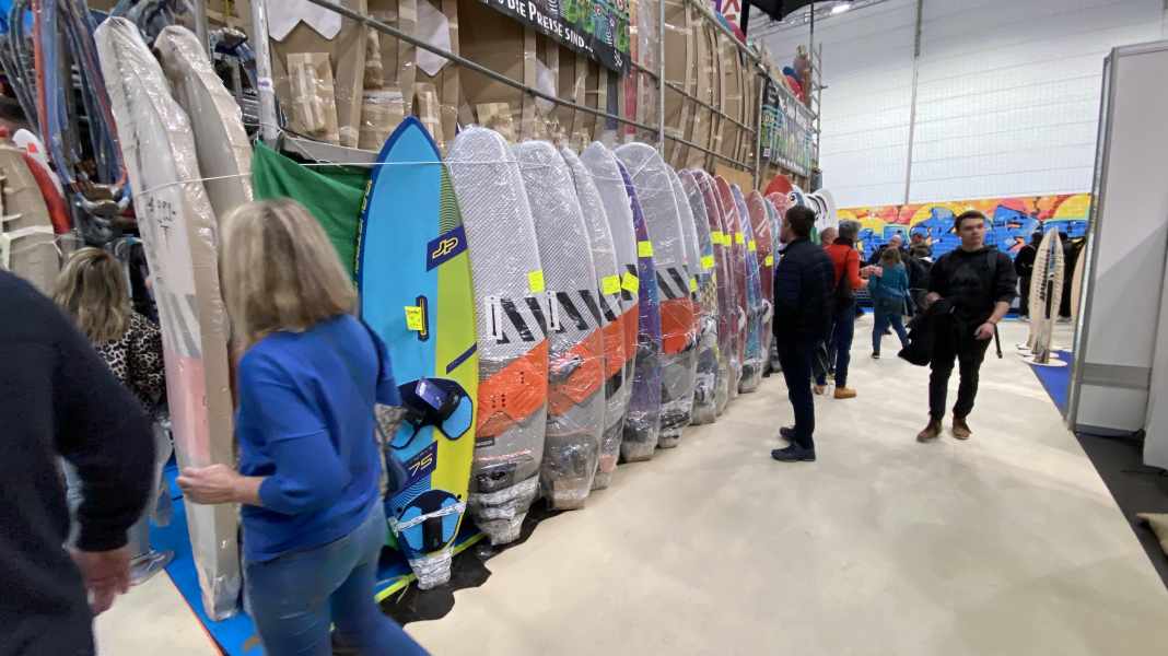 boot 2023: Die Messe-Schnäppchen für Windsurfer