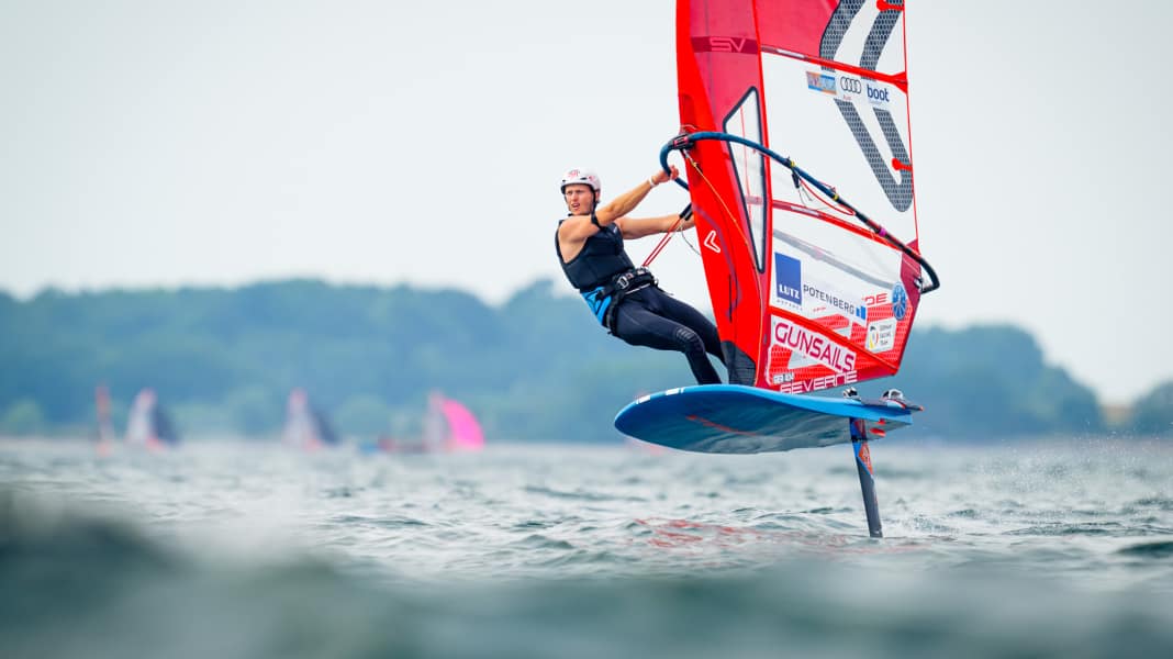 Kieler Woche: Fabian Wolf über Heim-Regatten, DWC und iQFoil im Vergleich und die Kördel-Dominanz