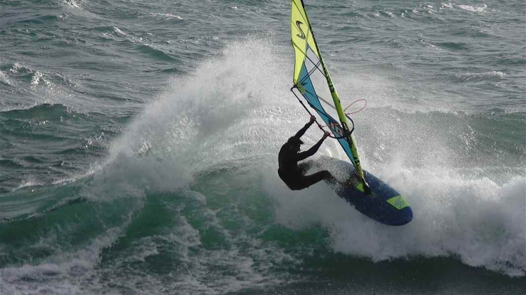 IWT & PWA World Cup: First Wave World Cup of the year in Japan