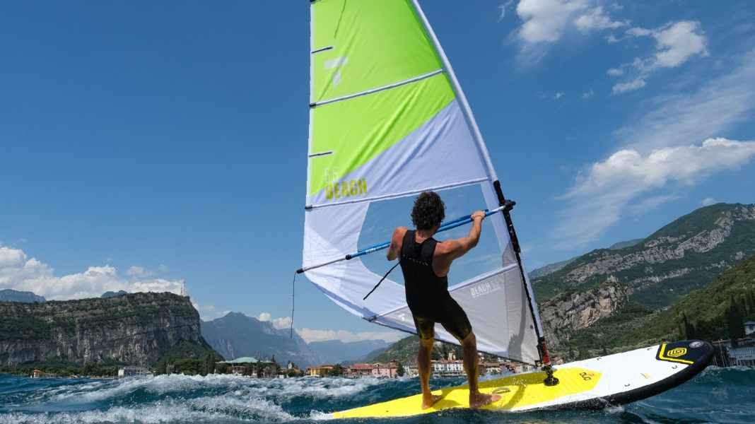 Test: These are the best sails for windsurfing beginners