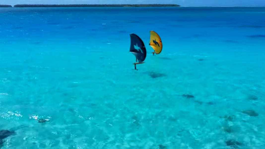 Titouan Galea & friends – Wingsurfen und Foilen in Tahiti