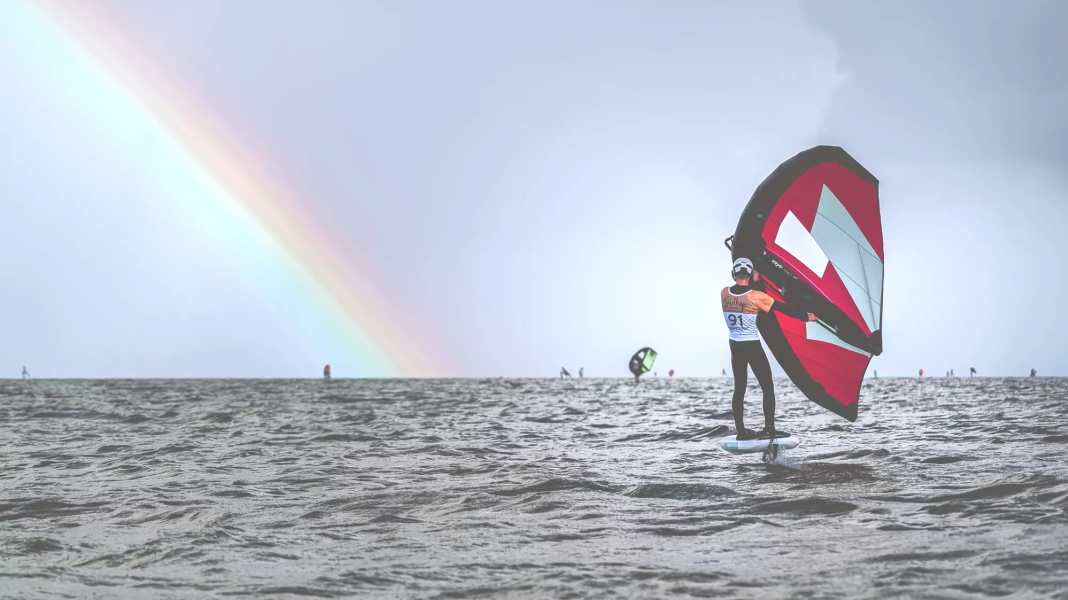 Langstreckenrennen: Erster “DownWinger of the Sea” von Eckernförde nach Grönwohld