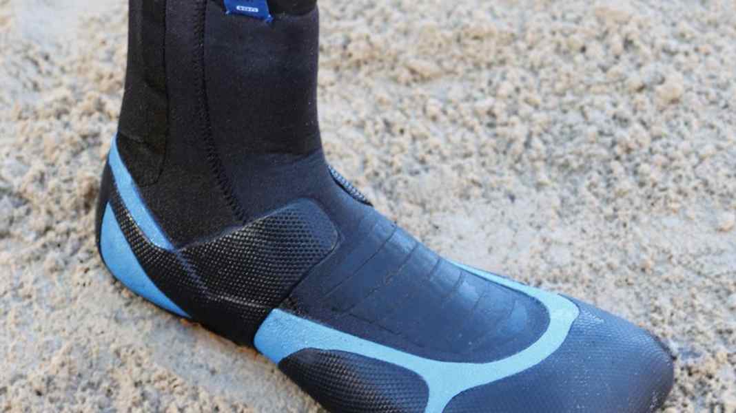 Winter-Surfschuh im Test – ION Plasma Boots