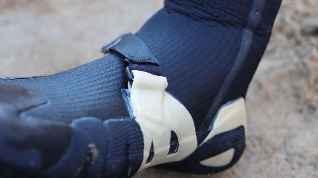 Test of the XCEL Drylock winter surf shoe