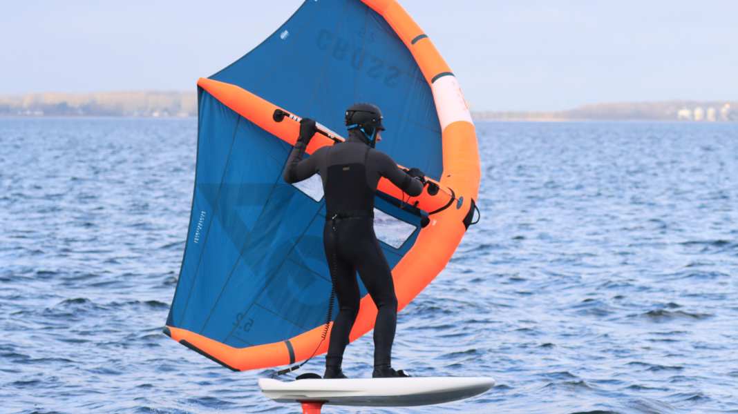 The GA Sails Cross Wing with new handle system in the test