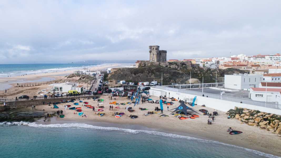 Title decisions postponed - the first day of the GWA Tarifa Wing Pro