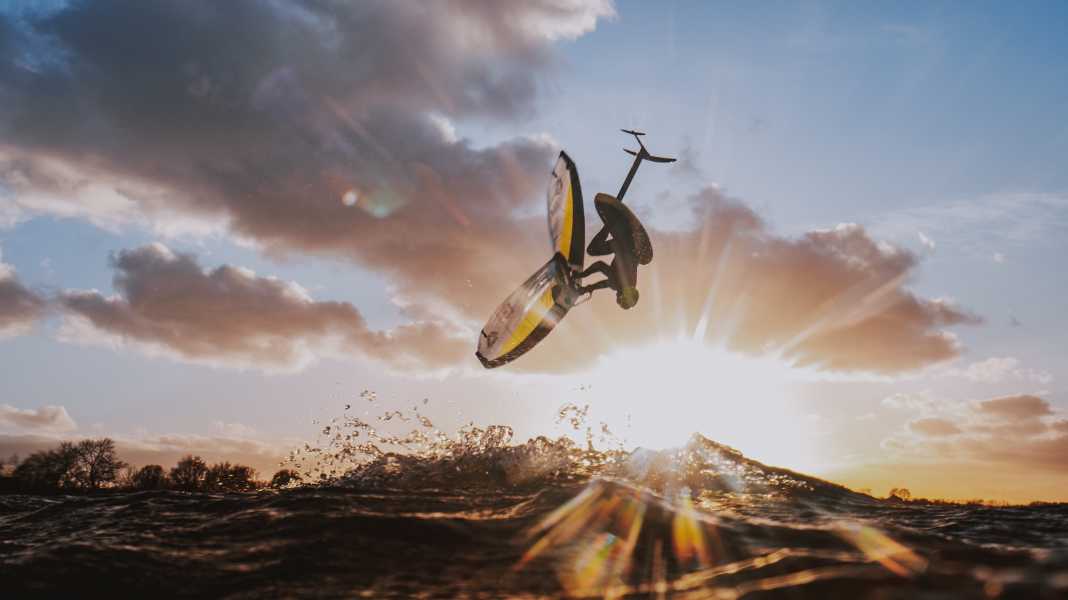 Gallery: These are the best wingsurf winter photos