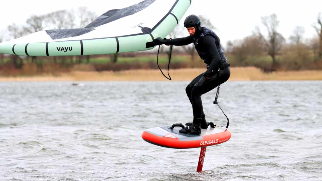 Test: GunSails Hy-Flate - inflatable wingboard for under 900 euros