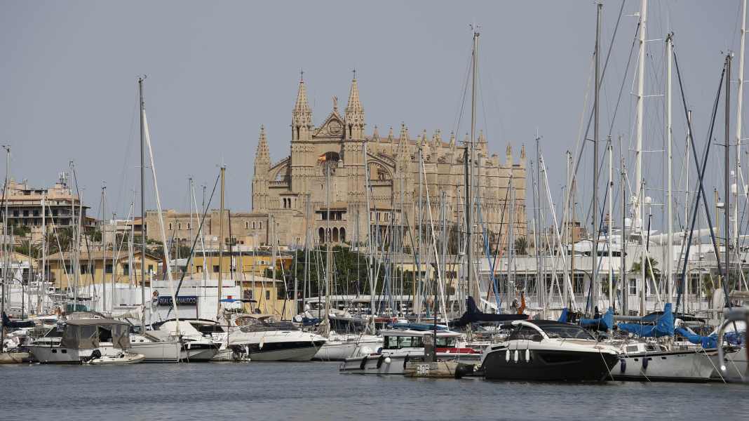 Spanien: Verschärfte Vorschriften für Charteranbieter