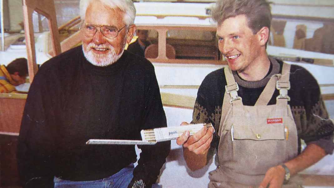 Nécrologie de la mort : Huit verres pour le fondateur de Sirius, Peter Schmidt