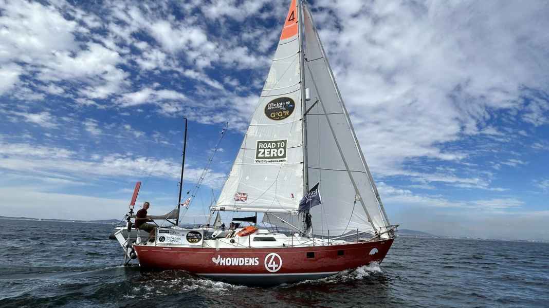Golden Globe Race: Simon Curwen erreicht Hobart – Spitze rückt zusammen