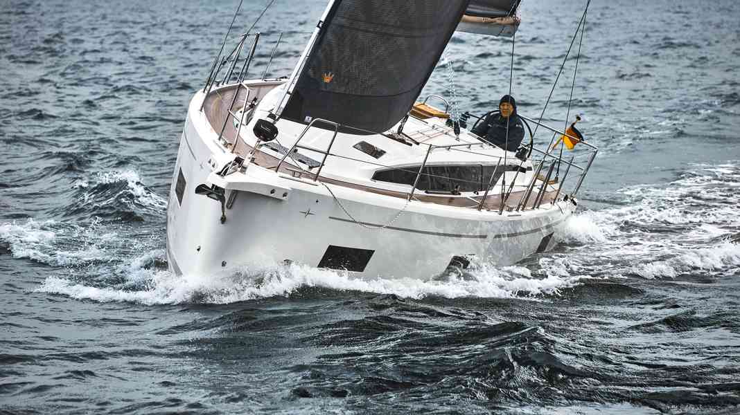 Bavaria Yachts elektrifiziert Segelyachten-Flotte