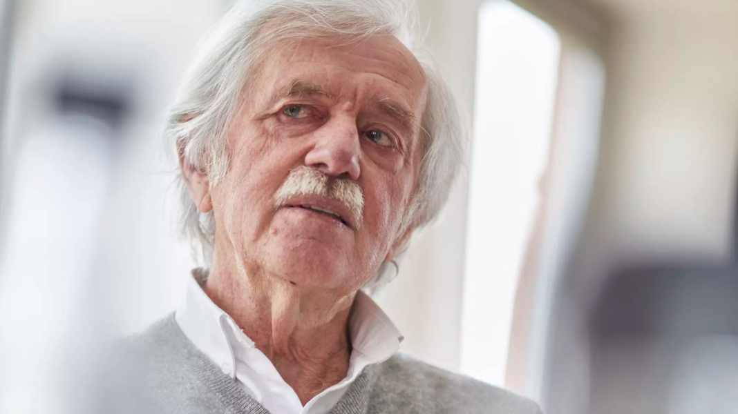 Wilfried Erdmann: Signierstunde auf der Messe in Flensburg