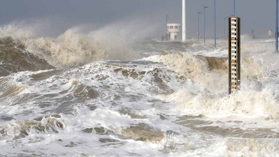 Klimawandel: Mehr marine Hitzewellen, mehr Sturmfluten