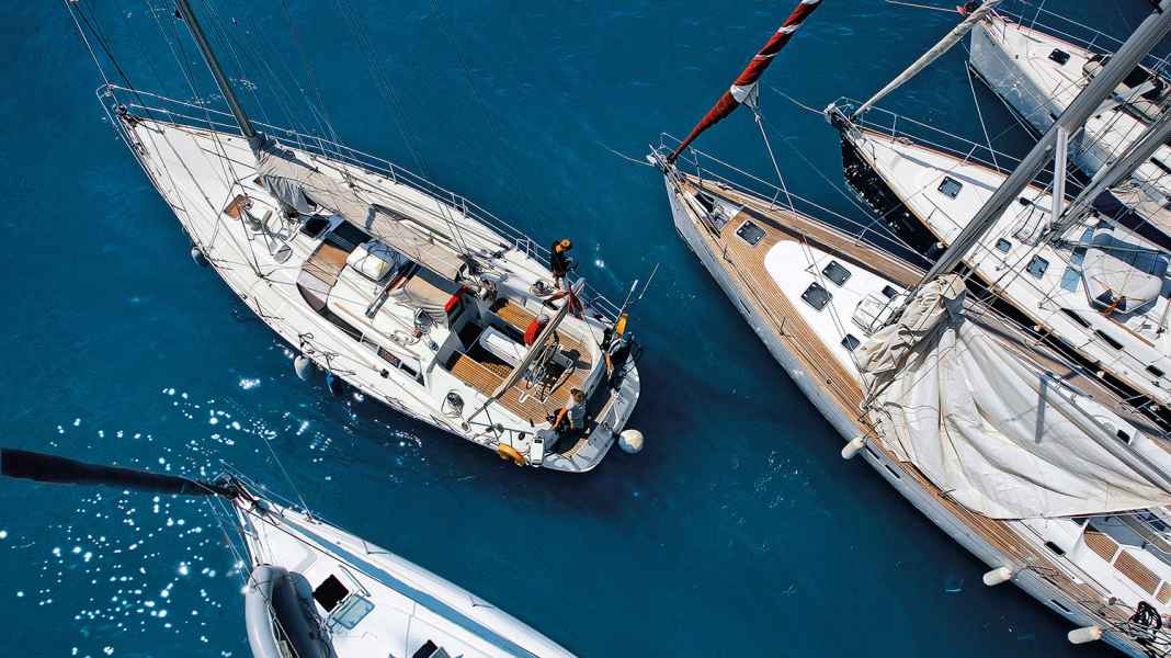 Webinaire en deux parties : Manœuvres de port étape par étape - bases et astuces. Inscrivez-vous ici dès maintenant !