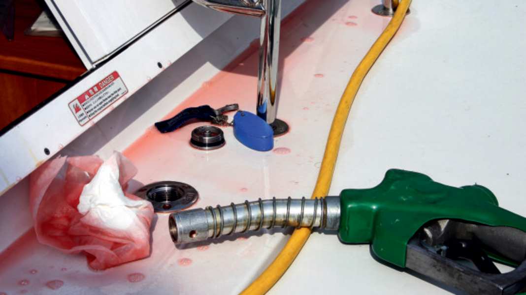 Pulizia e manutenzione: eliminare ed evitare l'odore di gasolio a bordo