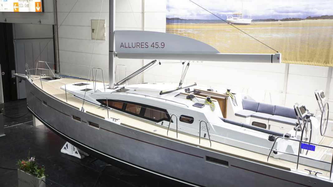 Boot Düsseldorf 2017: Premieren 8: GFK trifft Aluminium