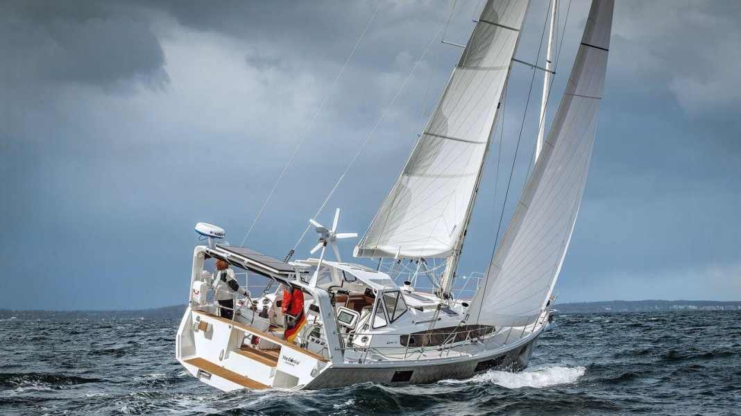 YACHT-Test: Ovni 450: französische Aluminium-Yacht für lange Törns