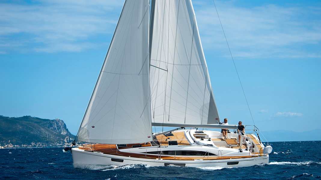 Bavaria 42 Vision: chiaro e facile da usare
