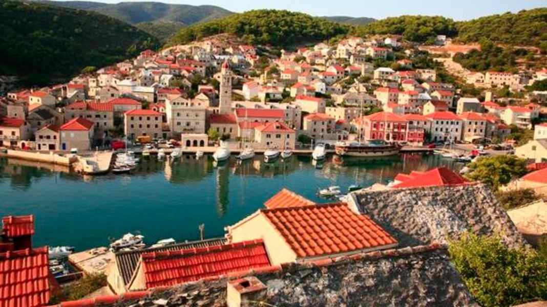 Croatia: The most attractive city harbours