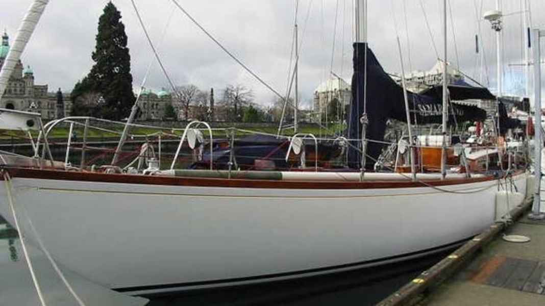 Bateau spécial : dame célèbre