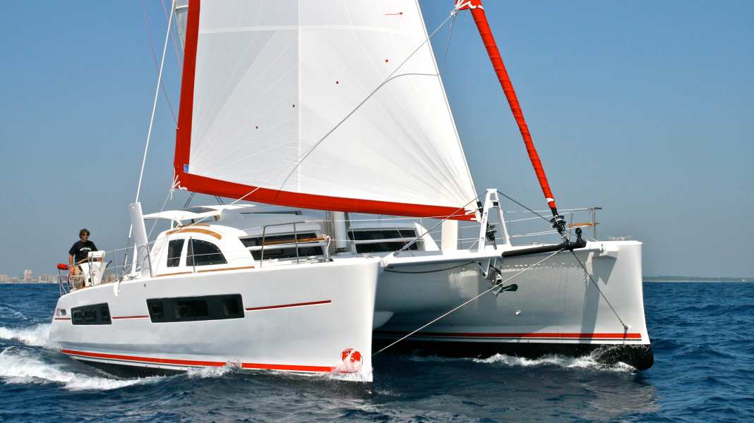 Catamarani Catana: più leggeri e più veloci con la fibra di carbonio
