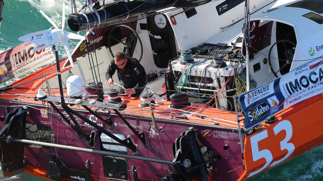 Vendée Globe: The end for the first Pole in the race