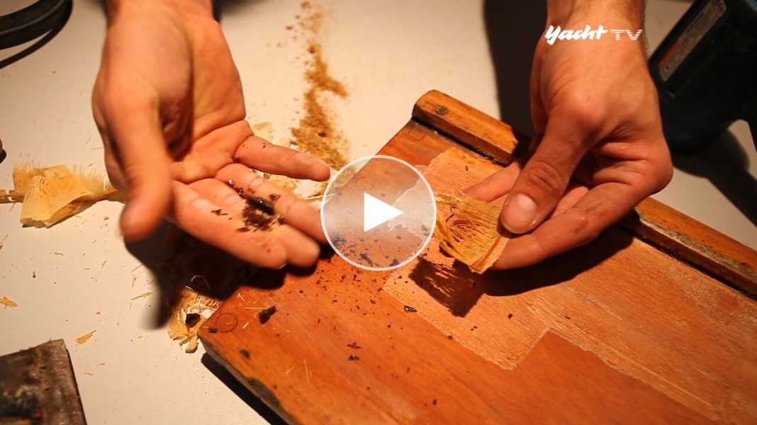 Practical knowledge: Paint off - scraping or stripping?