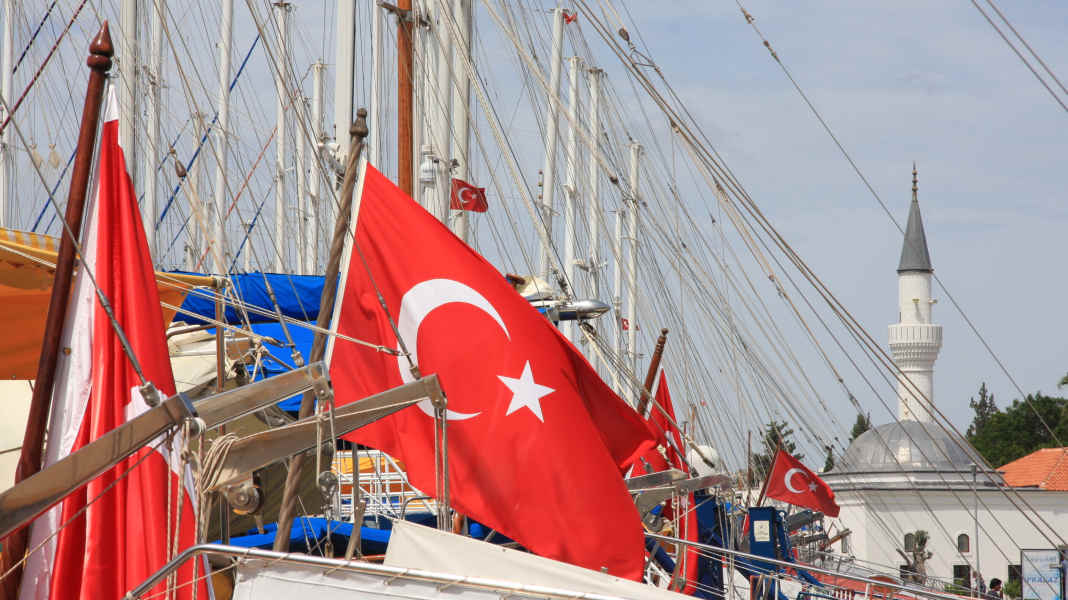 Chartermarkt: Zwingt die Türkei Charteryachten unter türkische Flagge?